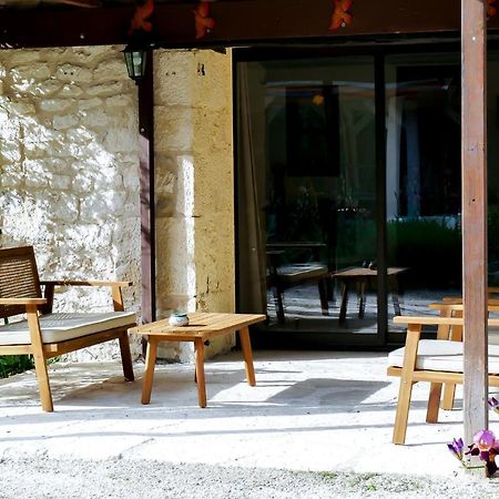 Les Chambres Du Roc Le Roc Екстериор снимка