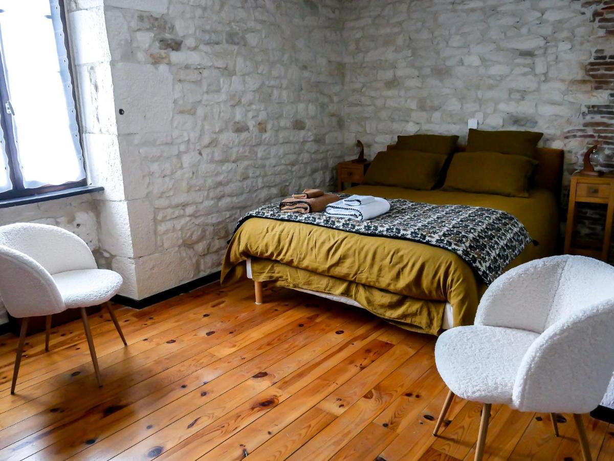 Les Chambres Du Roc Le Roc Екстериор снимка
